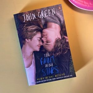 📚 3/$10 The Fault in our Stars by John Green